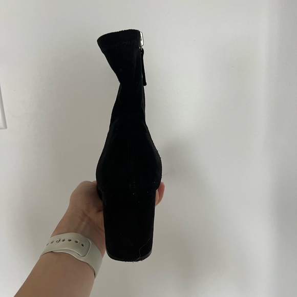 Steve Madden Suede Booties - Size 6 - Picture 5 of 6